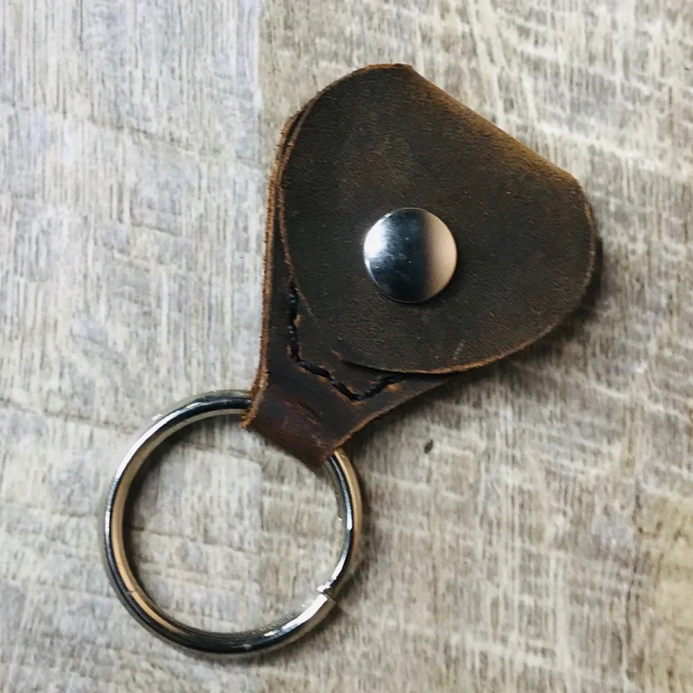 Leather Guitar Pick holder keychain smooth brown oil tan